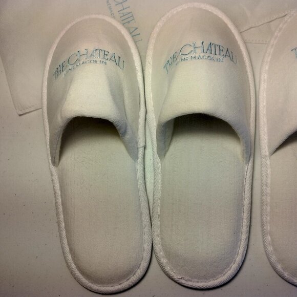 The Chateau At Nemacolin Resort Slippers 1 Size Spa White Slip On 2 Pair - Picture 5 of 16